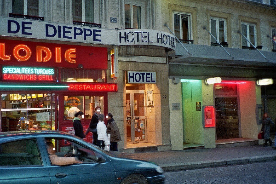 Baudelaire - Paris - Rue d'Amsterdam, 22 (Hôtel de Dieppe)
